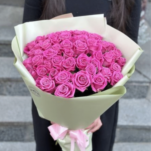 Pink Roses: Flowers Bouquet