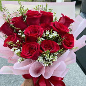 Red Roses: Flowers Bouquet